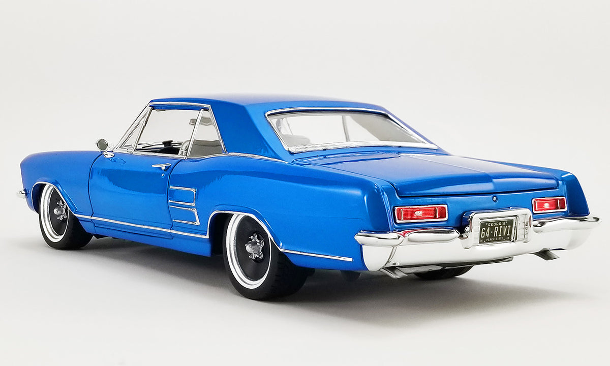 1964 Buick Riviera Cruiser (Cosmic Blue) 1:18 Diecast – Fast Lane