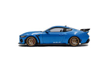 2025 Shelby Mustang SUPER SNAKE (Grabber Blue Met.) 1:18 Diecast