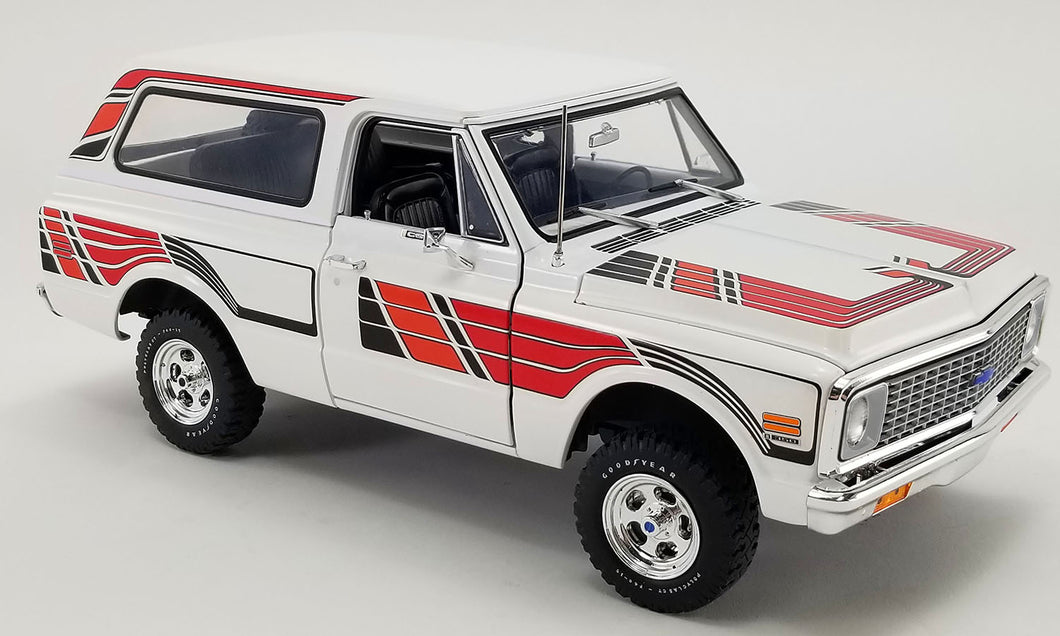 1972 Chevrolet K5 Blazer - Feathers Edition 1:18 Diecast