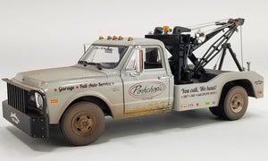 1969 Chevrolet C-30 Wrecker - Porkchop's Chop Shop 1:18 Diecast