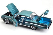 1961 Chevy Impala Sport Coupe Twilight Turquoise Blue 1:18 Diecast