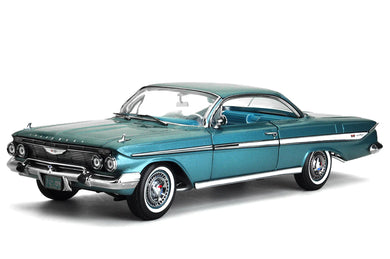 1961 Chevy Impala Sport Coupe Twilight Turquoise Blue 1:18 Diecast