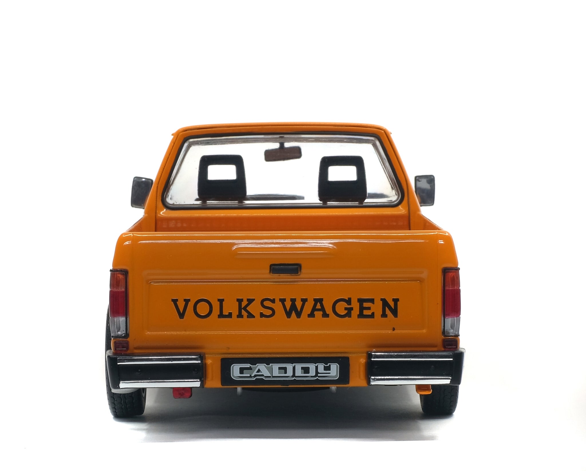 SOLIDO - Volkswagen Caddy MK1 - German Post 1982 - 1/18, Jaune SOLIDO - Volkswagen Caddy MK1 - German Post 1982 - 1/18, Jaune