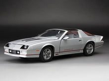 1985 Chevy Camaro IROC Z (Silver) Sunstar 1:18 Diecast