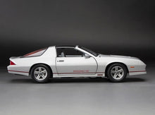 1985 Chevy Camaro IROC Z (Silver) Sunstar 1:18 Diecast