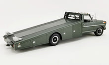 1970 Ford F-350 Ramp Truck (Dark Green) 1:18 Diecast