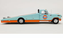 1970 Ford F-350 Ramp Truck - Gulf 1:18 Diecast