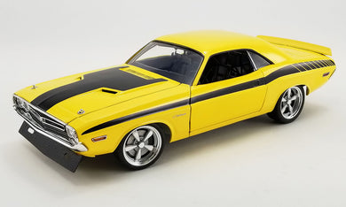 1971 Dodge Challenger Trans Am Street Fighter - CHICAYNE 1:18 Diecast